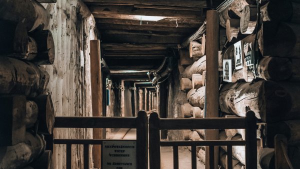 Wieliczka: przewodnik turystyczny – historia i atrakcje