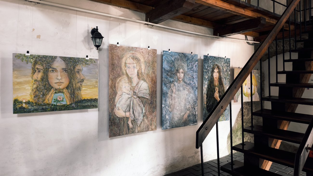 A Glimpse into History at Orava Castle - Perched atop a rocky hill, Orava Castle in Oravský Podzámok is a majestic fortress that holds centuries of captivating history within its walls. Offering breath...