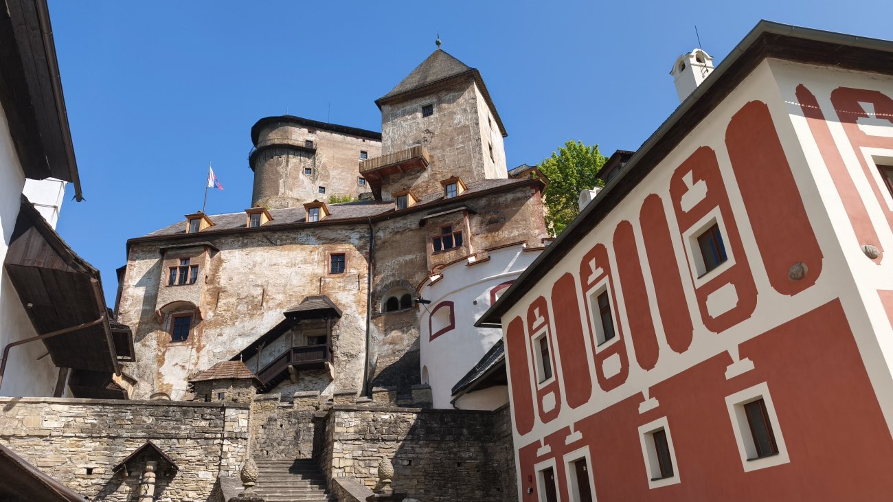 Zamek Orawski – Legendy nad rzeką Orawą