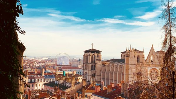 Lyon - Miasto z Bogatą Historią i Kulinarne Serce Francji