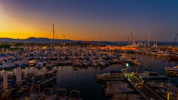 Antibes – spotkanie greckiej przeszłości z nowoczesnym rytmem Lazurowego Wybrzeża