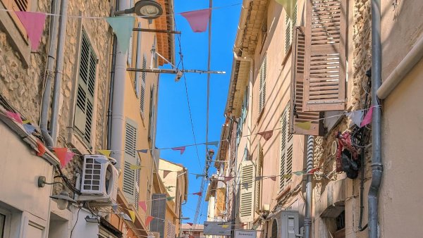 Antibes - Oaza Śródziemnomorskiego Uroku i Historii