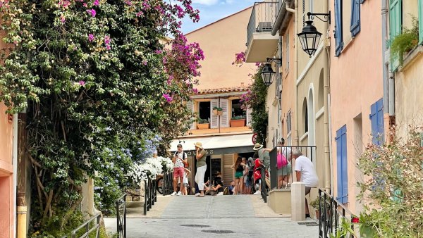 Saint-Tropez: Entre Histoire et Glamour - Galeries de photos (4 / 20)
